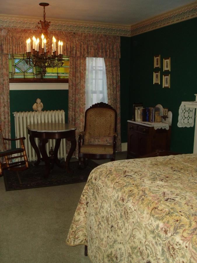 Rosewood Inn 康宁 外观 照片